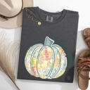  Floral Pumpkin Happy Fall Pastels Flowers Autumn Thanksgiving Comfort Colors Tee