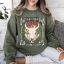 XL Military Green Howdy Christmas Skull Western Cowboy Festive Holiday Edition Graphic Cozy Sweatshirt
