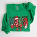 Medium Irish Bright Green Mama Christmas Fun Reindeer Hot Chocolate Cake Holiday Edition Cozy Festive Sweatshirt