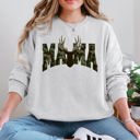  Mama Camo Deer Hunting Retro Mother's Day Outdoor Adventure Edition Cozy Sweatshirt