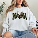  Mama Camo Deer Hunting Retro Mother's Day Outdoor Adventure Edition Cozy Sweatshirt