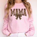 Medium Light Pink Mama Leopard Print Bow Ribbon Mother's Day Cozy Fleece Style Edition Deluxe Sweatshirt