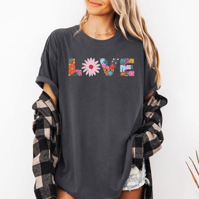 Love Retro Distressed Floral Flowers Vintage Garden Script Typeface Graphic Comfort Colors Tee