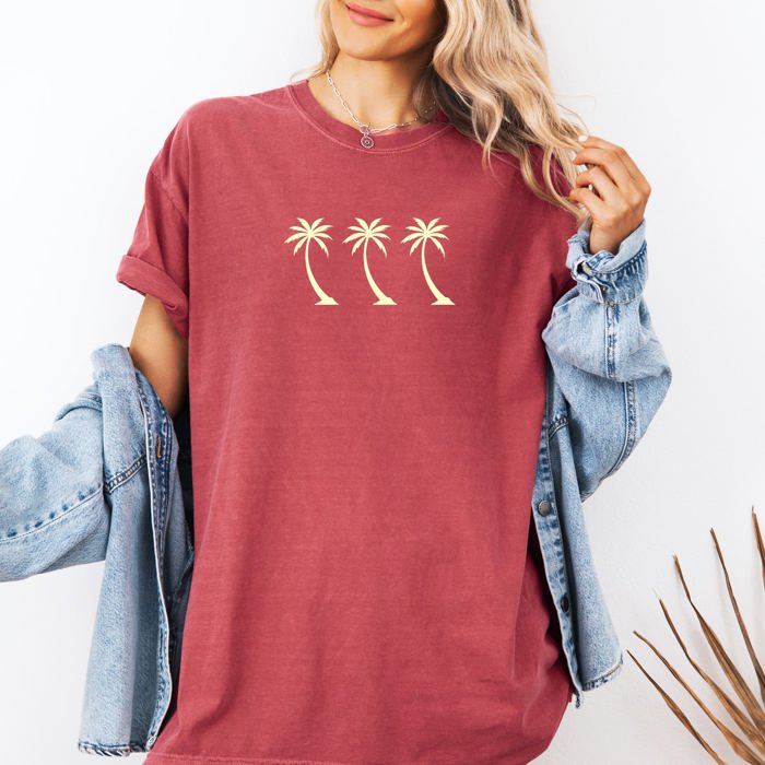 Retro Minimalist Palm Trees Summer Beach Vibes Vintage Sunset Coastal Escape Comfort Colors Tee