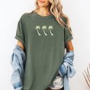 XL Moss Dark Green Retro Minimalist Palm Trees Summer Beach Vibes Vintage Sunset Coastal Escape Comfort Colors Tee
