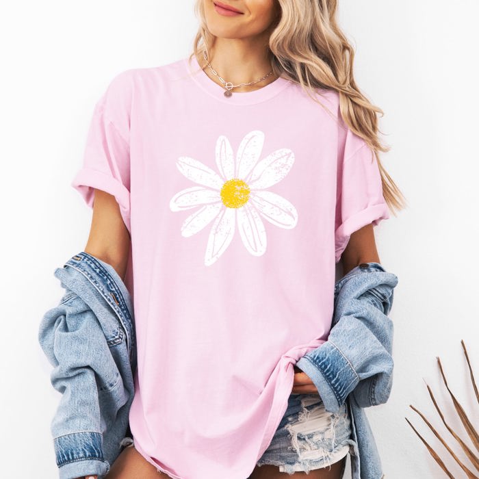Vintage Daisy Floral Print With Sunlit Summer Vibes And Timeless Floral Charm Comfort Colors Tee