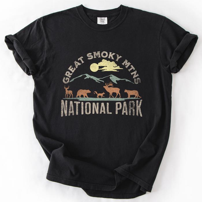 Great Smoky Mountains National Park Nature Outdoors Camping Hiking Comfort Colors Tee
