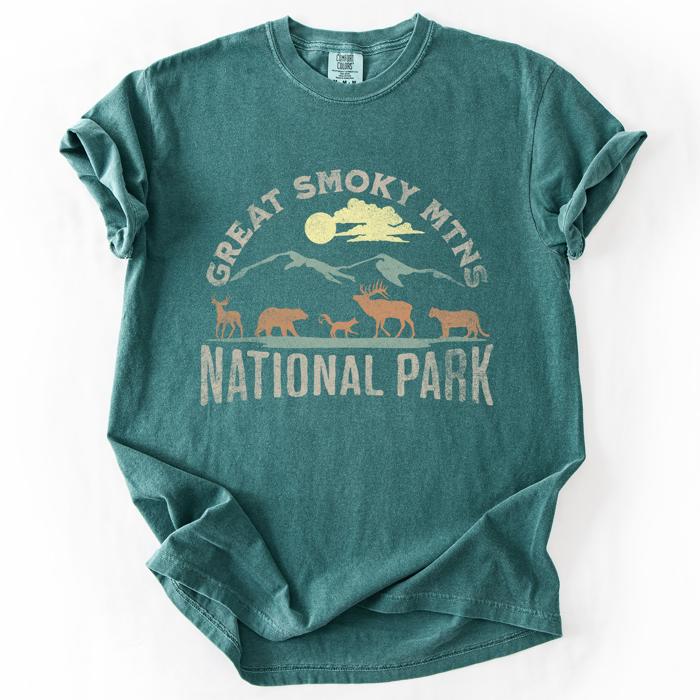 Great Smoky Mountains National Park Nature Outdoors Camping Hiking Comfort Colors Tee