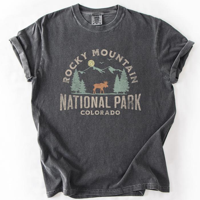 Rocky Mountain National Park Nature Outdoors Camping Hiking Experience Comfort Colors Tee
