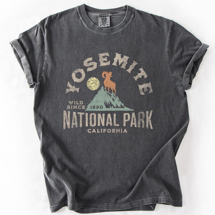 Yosemite National Park Trails And Wilderness Nature Lovers Edition Comfort Colors Tee