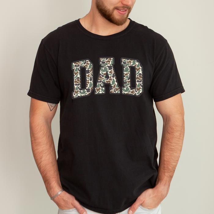 Dad's Camo Classic Old School Camouflage Outdoorsman Tribute For Fathers Husbands Brothers And Dads Comfort Colors Tee