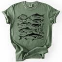  Vintage Fish Retro Print Classic Fishing Theme Angler Artwork For Fishermen And Outdoor Lovers Comfort Colors Tee
