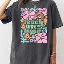 XXL Pepper Dark Gray Teach Love Inspire Boho Floral Teacher Appreciation Motivational Educational Quote Comfort Colors Tee
