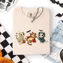 XL Ivory Cream Adorable Halloween Cats Cozy Autumn Cat Themed Whimsical Feline Nighttime Festival Favorite Comfort Colors Tee
