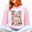 XL Light Pink Beautiful Halloween, Bows, Bats, Flowers Boho Vintage Cozy Autumn Graphic Sweatshirt