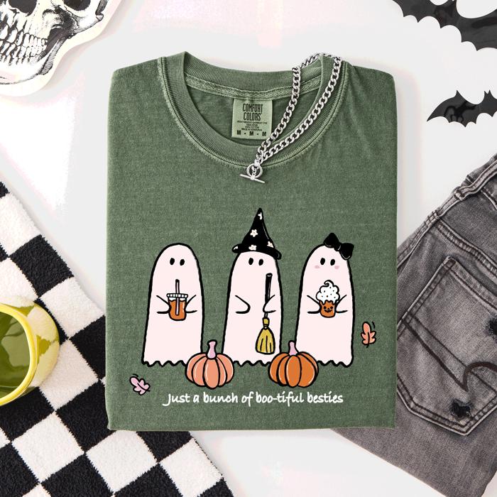 Besties Halloween Ghosts Cute Witch Pumpkin Festive Portrait Illustration Comfort Colors Tee