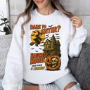 XXXL White Haunted House Halloween Retro Spooky Witch Night Sky Moonlit Pumpkin Tales Vintage Illustration Sweatshirt
