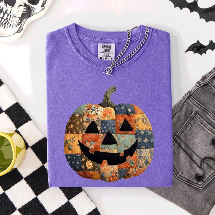 Jack O Lantern Faux Quilt Pumpkin Halloween Fall Autumn Spooky Cozy Comfort Colors Tee