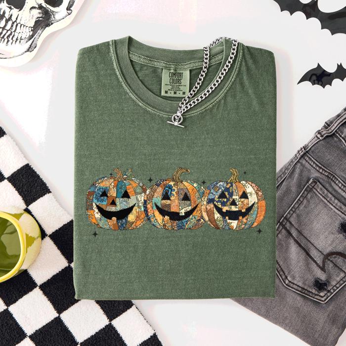 Jack O Lanterns Faux Quilt Classic Halloween Fall Autumn Trad Comfort Colors Tee