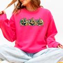 XL Crunhberry Bright Pink Jack O Lanterns Faux Quilt Pumpkin Halloween Autumn Festive Cozy Classic Sweatshirt