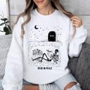  Read In Peace Skeleton RIP Halloween Booktok Bookish Library Novel Lover Graphic Sweatshirt