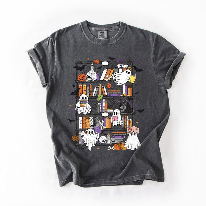 Reading Ghosts Bookish Library Spooky Halloween Booktok Classic Literary Lovers Cozy Comfort Colors Tee