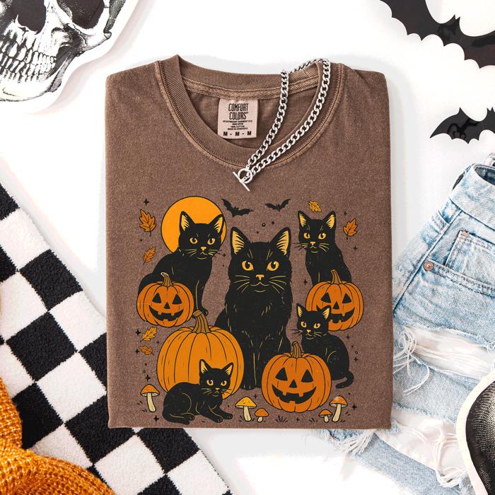 Retro Black Cats And Pumpkins Halloween Spooky Night Scene Edition Comfort Colors Tee