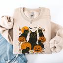  Retro Black Cats, Pumpkins, Halloween, Spooky Vintage Autumn Nightfall Celebration Edition Sweatshirt