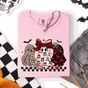 XXXL Blossom Light Pink Retro Halloween Ghosts, Checkered Pattern, Vintage Halloween Imagery, Nostalgic Seasonal Artwork Comfort Colors Tee