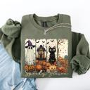XL Military Green Spooky Season Striped Halloween Cat Ghost Pumpkins Autumn Cozy Classic Sweatshirt