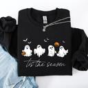 XXL Black Tis The Season, Cute Ghosts Halloween Night Parade Of Friendly Phantoms In Cozy Autumn Glow Sweatshirt