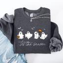 Small Dark Gray Heather Tis The Season, Cute Ghosts Halloween Night Parade Of Friendly Phantoms In Cozy Autumn Glow Sweatshirt