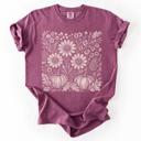  Autumn Wildflowers Minimalist Floral Fall Pumpkin Garden Bloom Comfort Colors Tee
