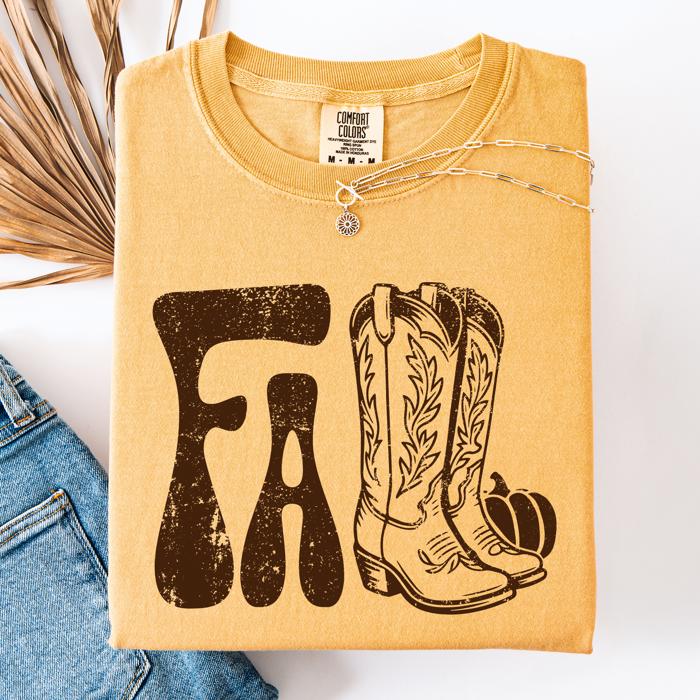 Fall Cowboy Boots Western Autumn Pumpkin Checkered Motif Minimal Vintage Style Comfort Colors Tee