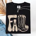 XXL Black Fall Cowboy Boots Western Autumn Pumpkin Checkered Motif Minimal Vintage Style Comfort Colors Tee
