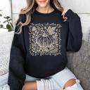 Medium Black Fall Quote Pumpkin Autumn Minimalist Pretty Cozy Warm Harvest Themed Autumnal Saying Sweatshirt