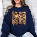 XXL Navy Fall Vibes Colorful Autumn Flowers Seasonal Cozy Minimalist Design Graphic Sweatshirt