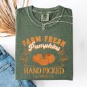 XL Moss Dark Green Fall Brush Stroke Floral Pumpkin Motif With Delicate Floral Pattern Autumn Harvest Comfort Colors Tee
