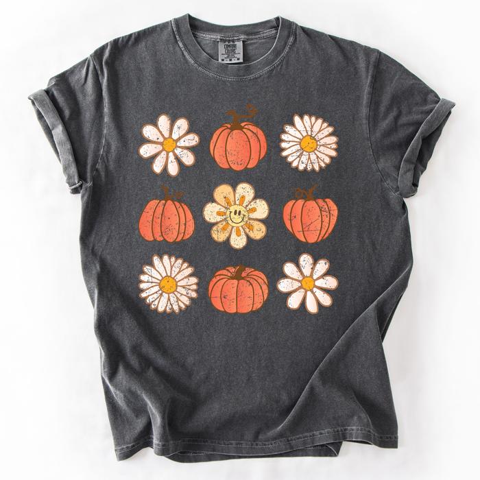 Flowers and Pumpkins Minimalist Autumn Fall Halloween Floral Brushstroke Motif Comfort Colors Tee