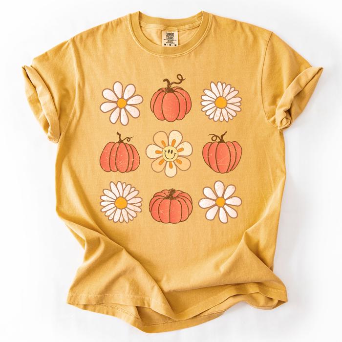 Flowers and Pumpkins Minimalist Autumn Fall Halloween Floral Brushstroke Motif Comfort Colors Tee