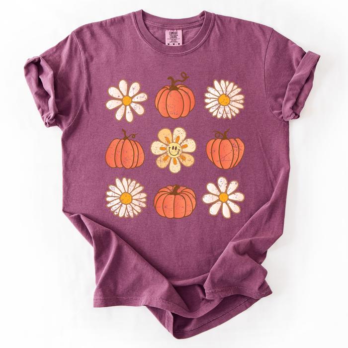 Flowers and Pumpkins Minimalist Autumn Fall Halloween Floral Brushstroke Motif Comfort Colors Tee