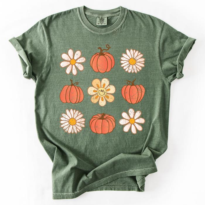 Flowers and Pumpkins Minimalist Autumn Fall Halloween Floral Brushstroke Motif Comfort Colors Tee