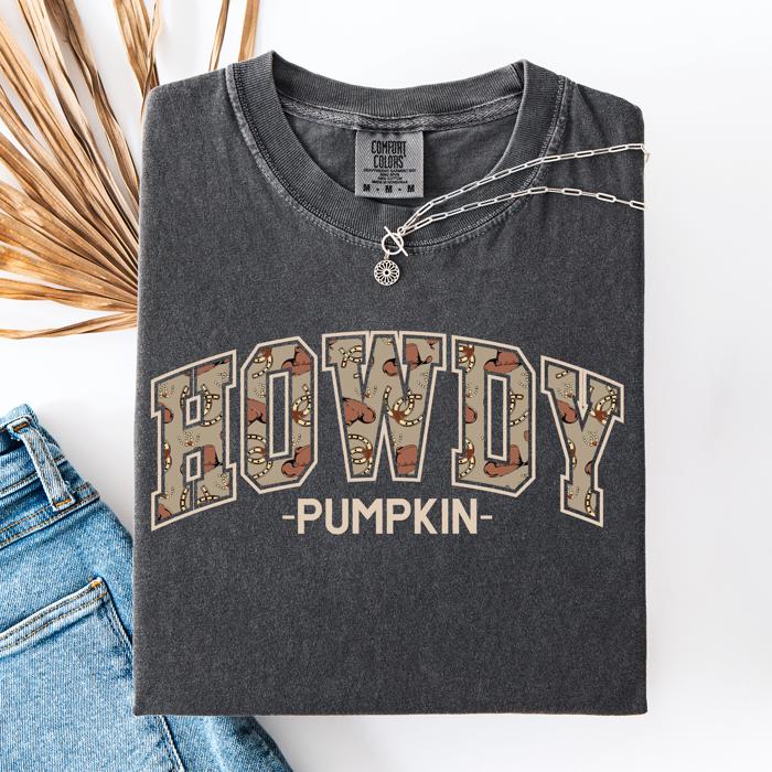 Howdy Pumpkin Fall Brush Stroke Floral Pumpkin Frame Vintage Varsity Collegiate Autumn Graphic Comfort Colors Tee