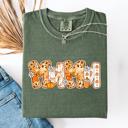 Medium Moss Dark Green Mama, Pumpkin Pattern Leopard-Print Pumpkins Watercolor Bouquet Comfort Colors Tee