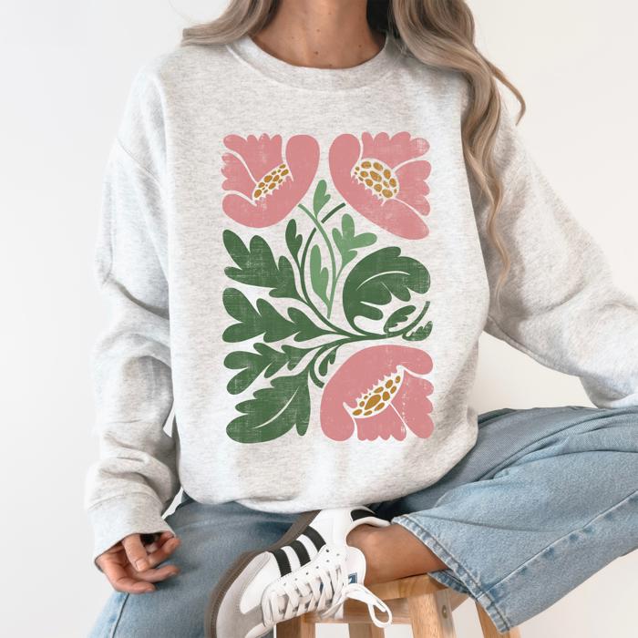 Pink Poppies Vintage Boho Nature Floral Pattern Artwork For Cozy Everyday Wear Sweatshirt