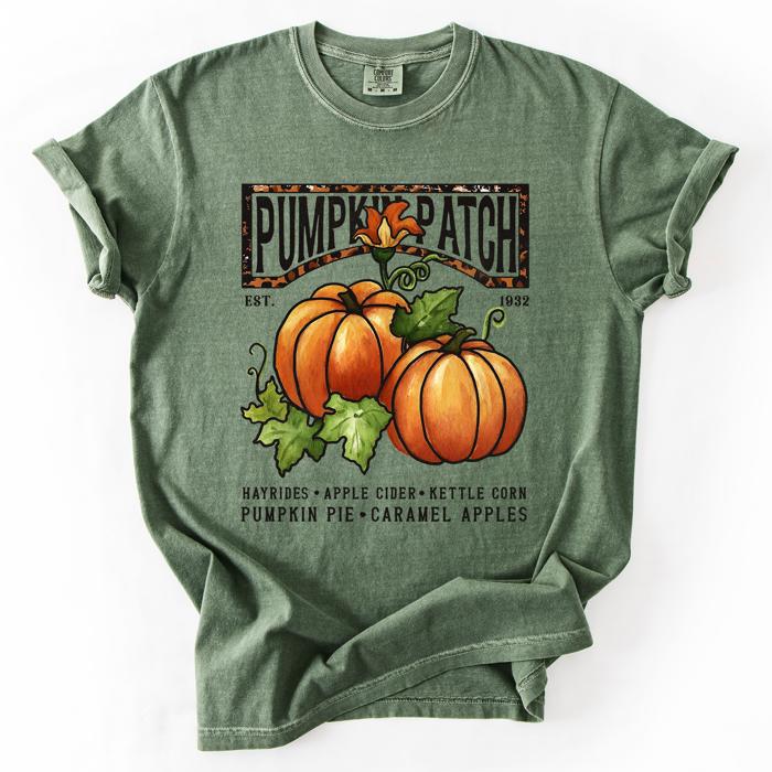 Pumpkin Patch Leopard Print Watercolor Pumpkins And Bouquet Autumn Comfort Colors Tee
