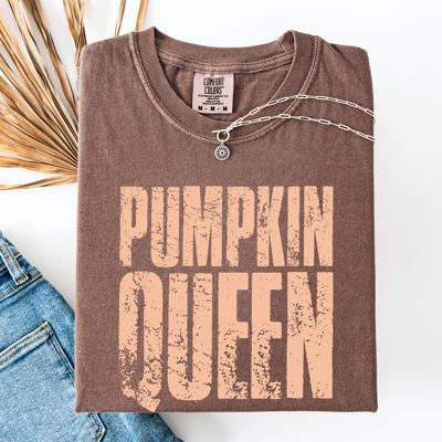 Pumpkin Queen Watercolor Leopard Print Pumpkins Bouquet Autumn Harvest Charm Comfort Colors Tee