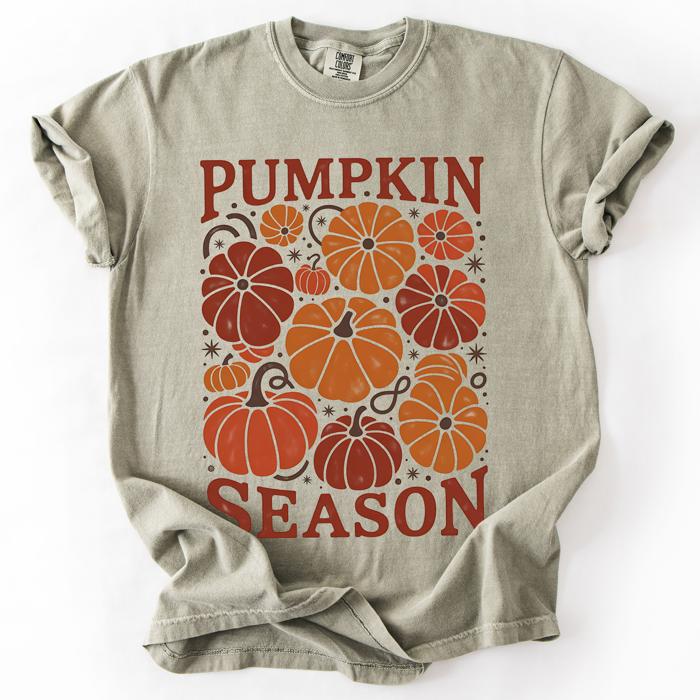 Pumpkin Queen Watercolor Leopard Pumpkins and Hand Painted Bouquet Autumn Harvest Comfort Colors Tee