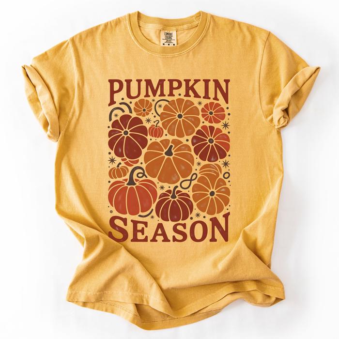 Pumpkin Queen Watercolor Leopard Pumpkins and Hand Painted Bouquet Autumn Harvest Comfort Colors Tee