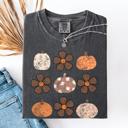 Large Pepper Dark Gray Retro Halloween Watercolor Floral Pumpkin Pattern Autumn Fall Comfort Colors Tee